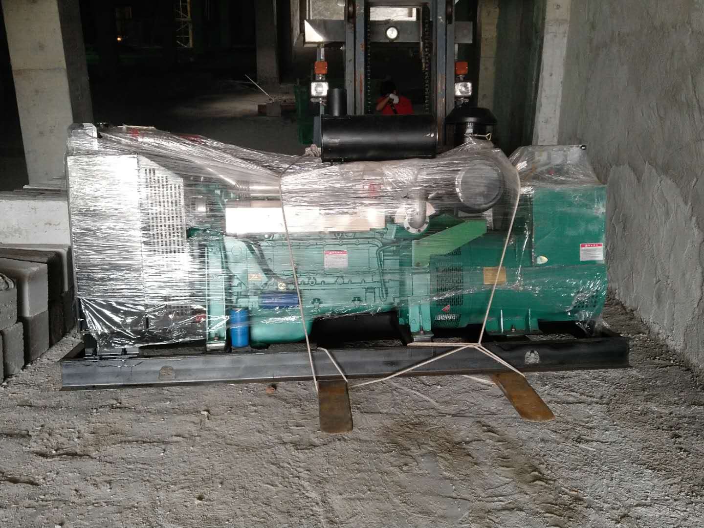  甘肅潮州晶(jīng)安矿山机械集(ji)团(4G网站)